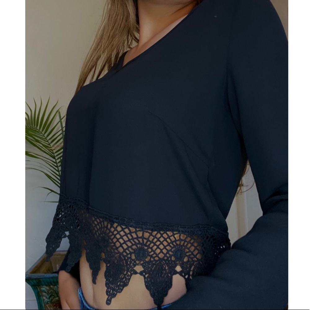 Black long sleeve top🖤